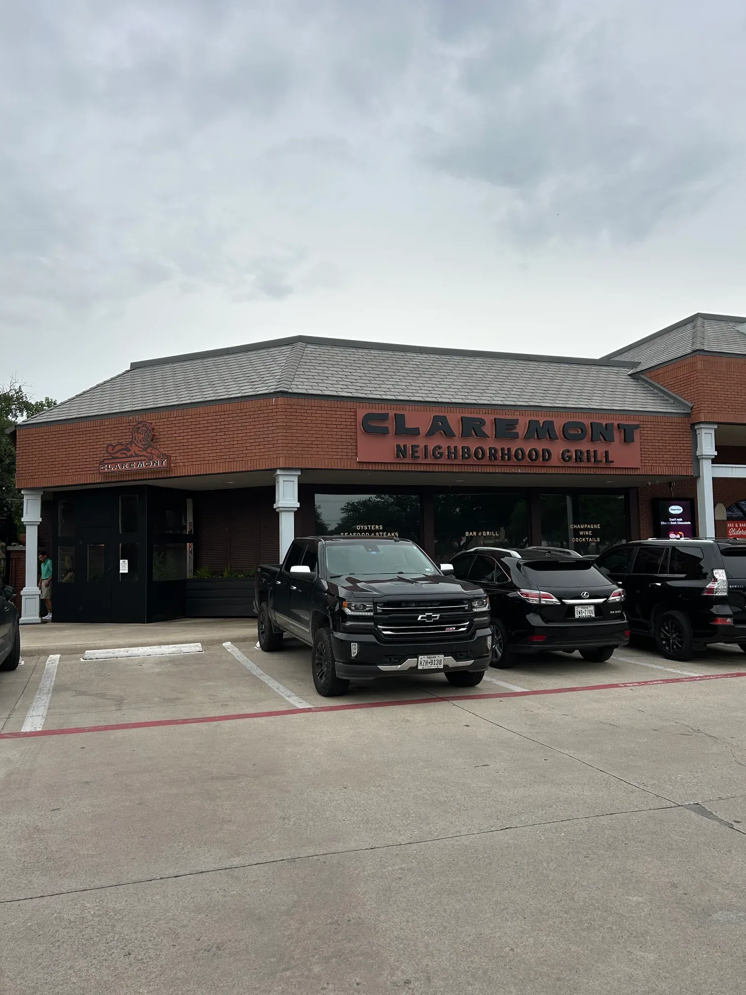 Claremont Neighborhood Grill photo 1