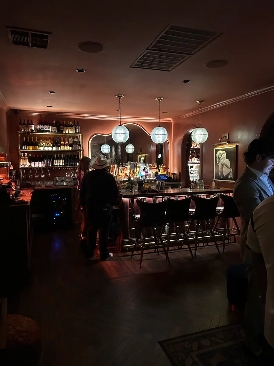 Columbian Country Club bar Dallas