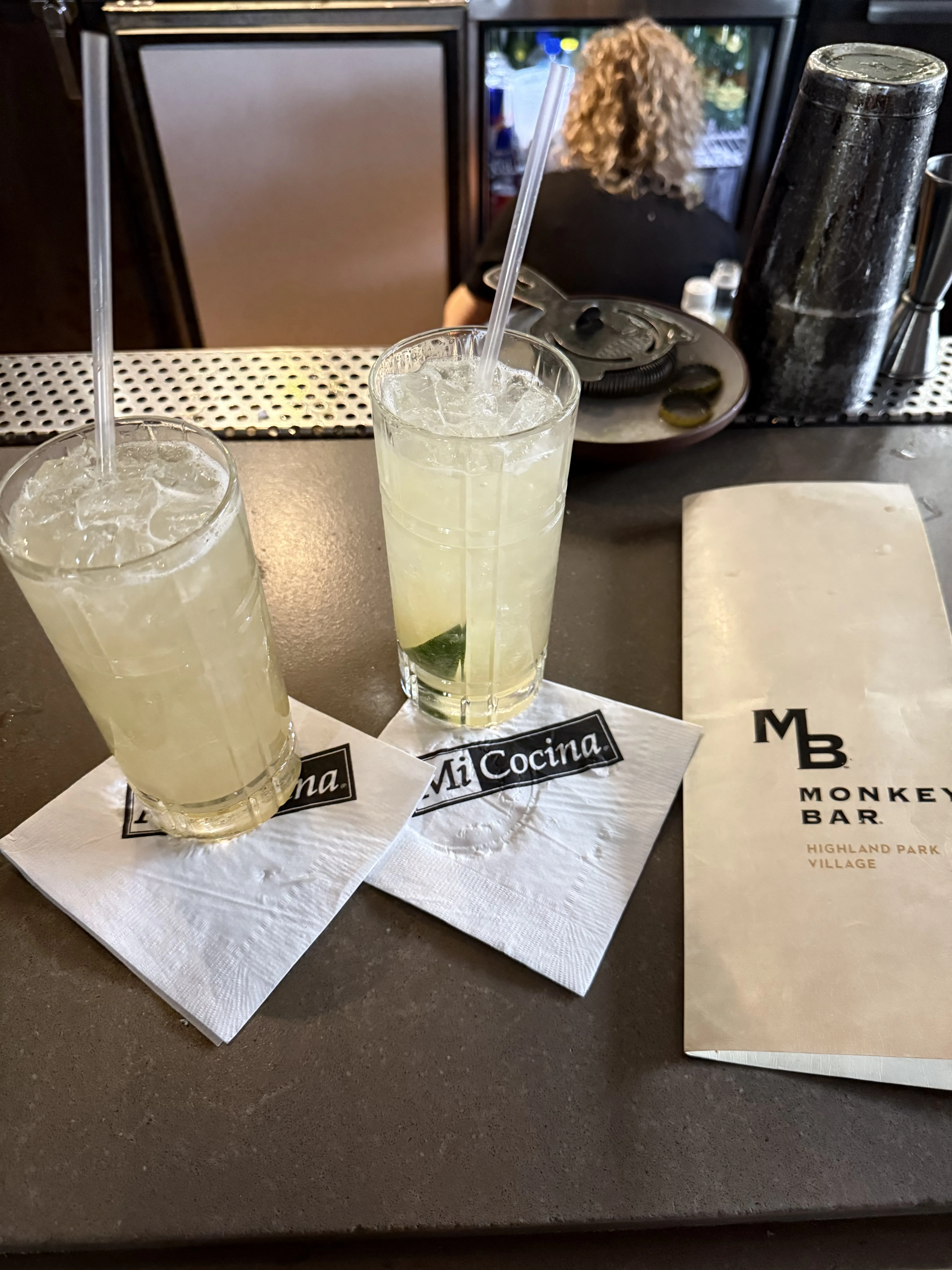 Honor Bar & Monkey Bar photo 14