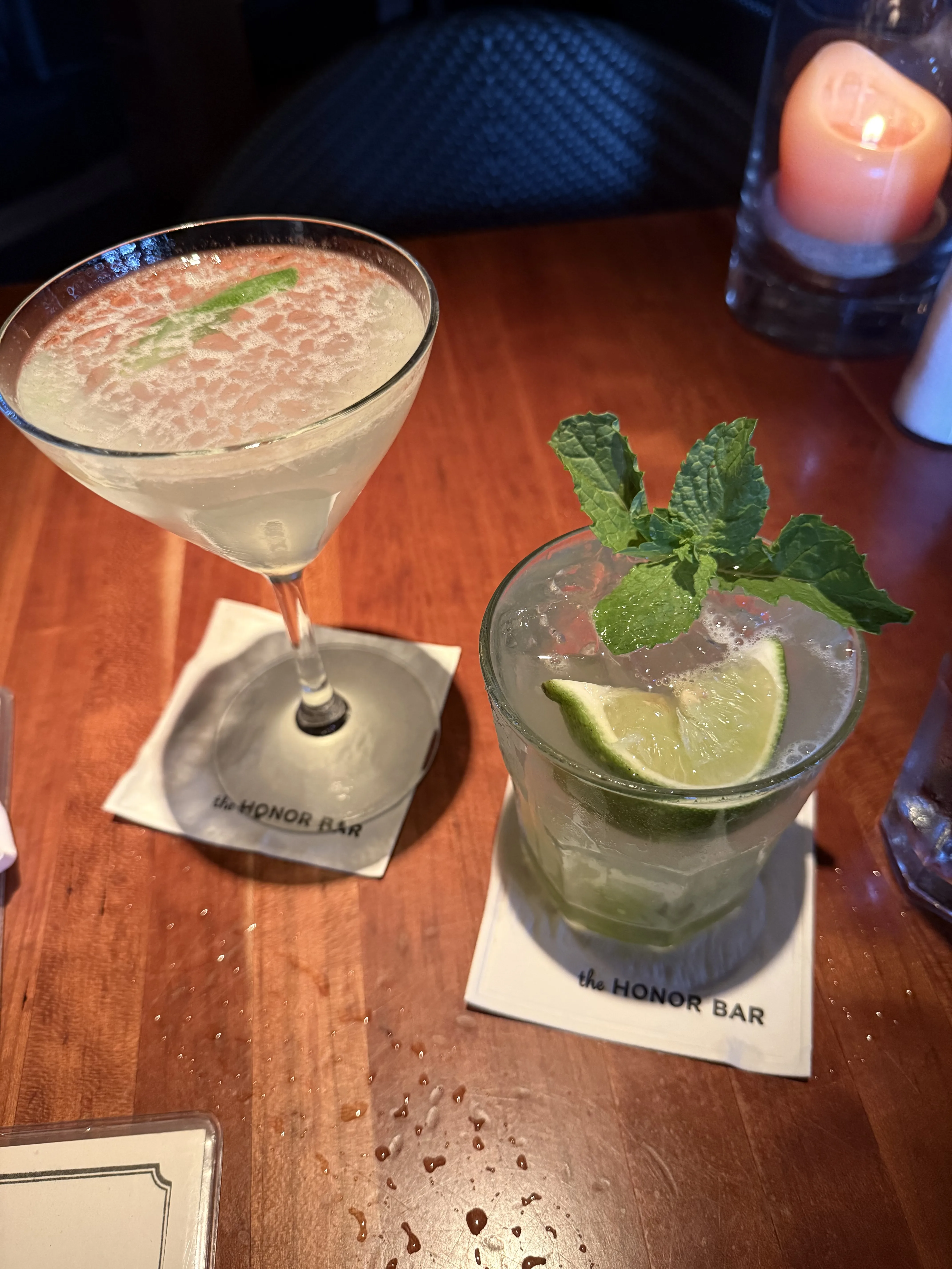 Honor Bar & Monkey Bar photo 4