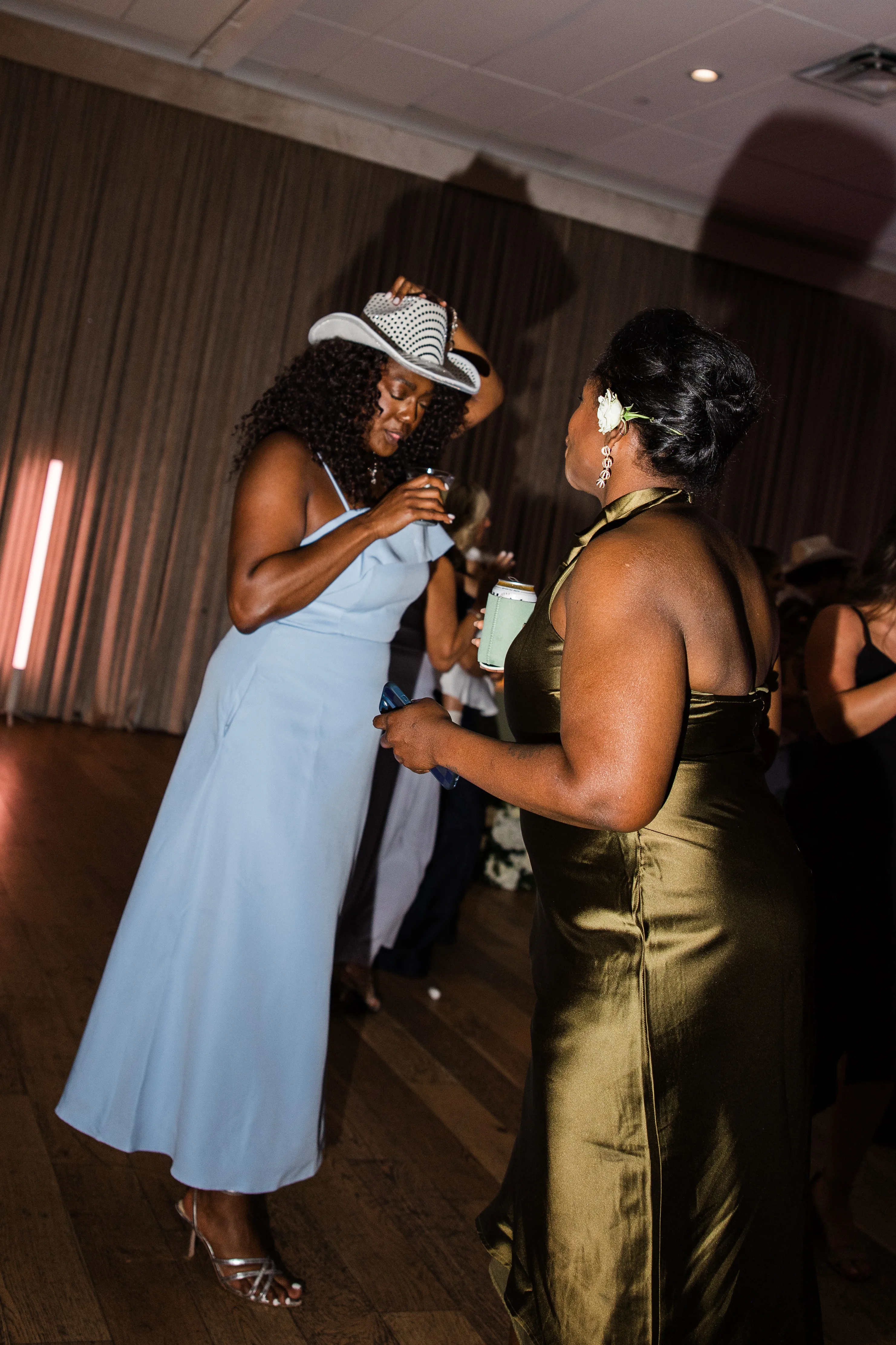 Reception photo 264