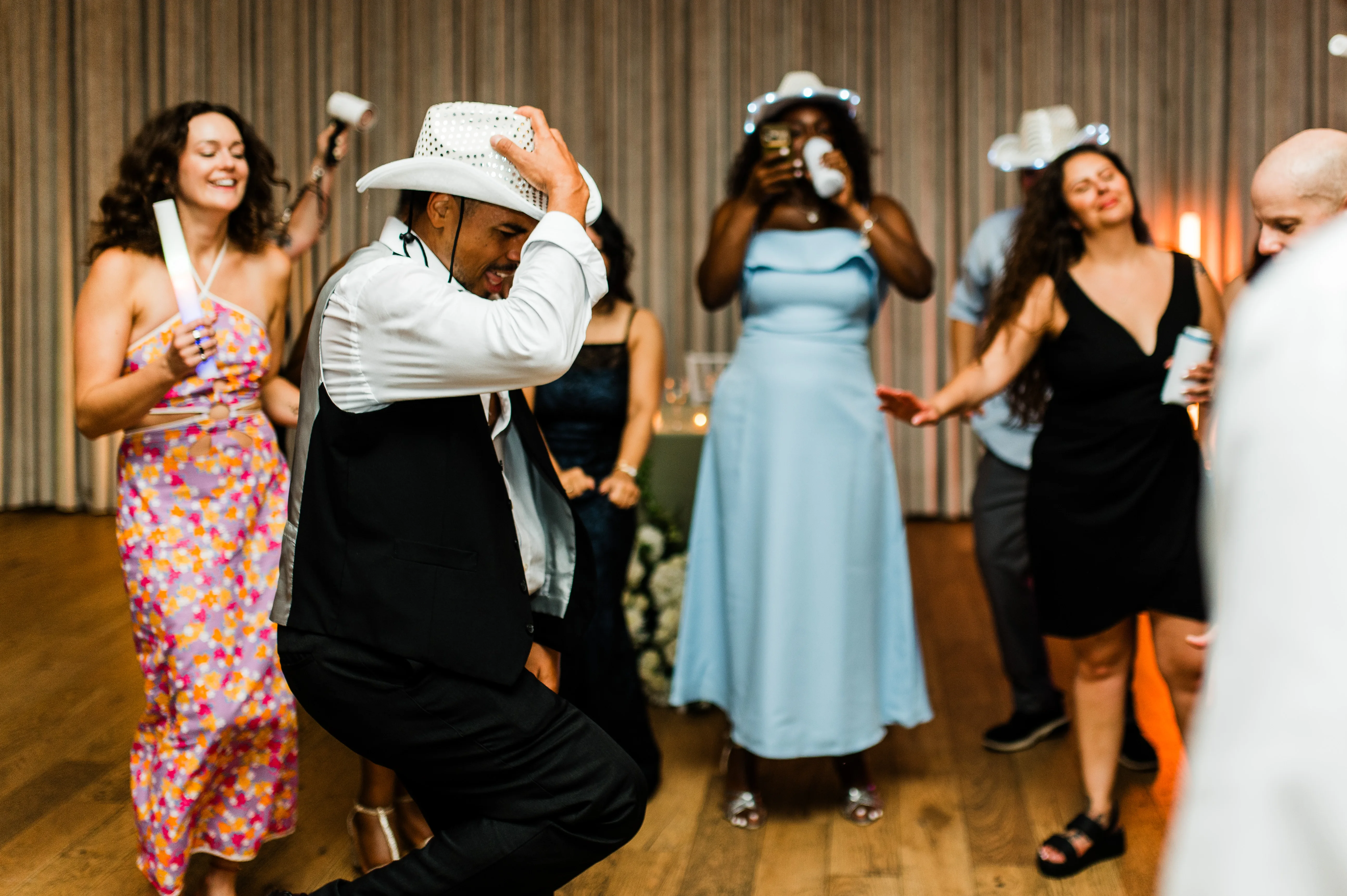 Reception photo 327